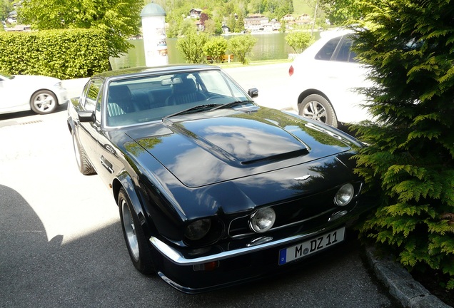 Aston Martin V8 Vantage 1977-1989