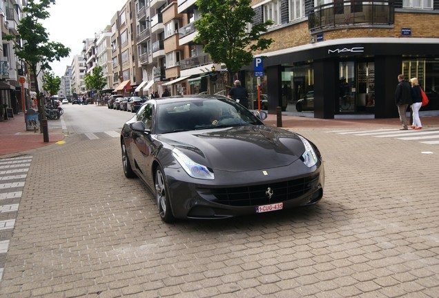 Ferrari FF