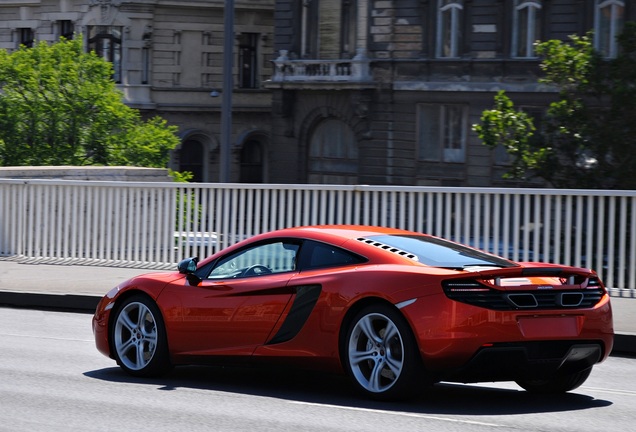 McLaren 12C