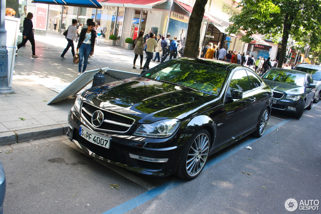 Mercedes-Benz C 63 AMG Coupé