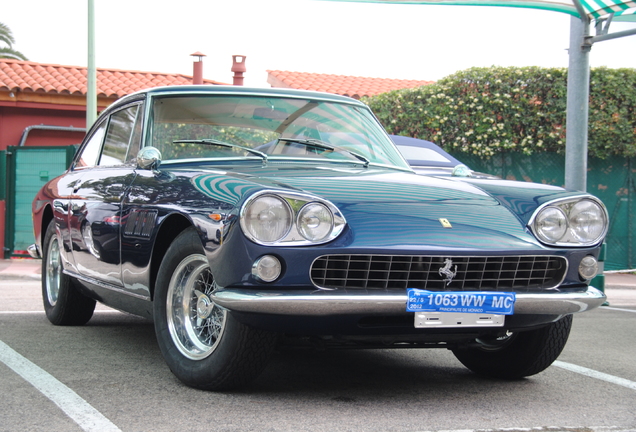 Ferrari 330 GT 2+2 Series I