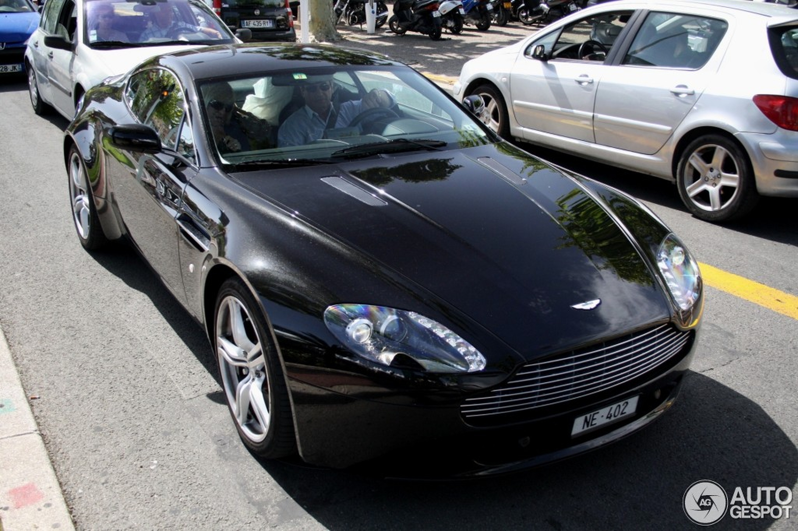 Aston Martin V8 Vantage