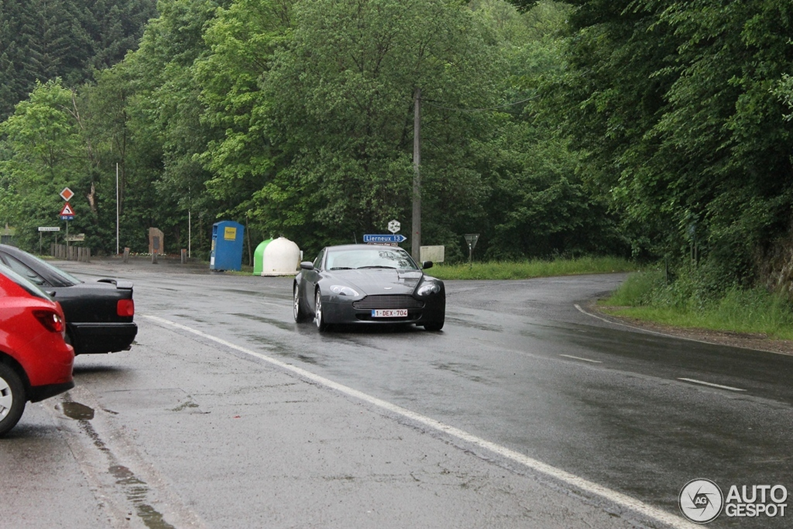 Aston Martin V8 Vantage