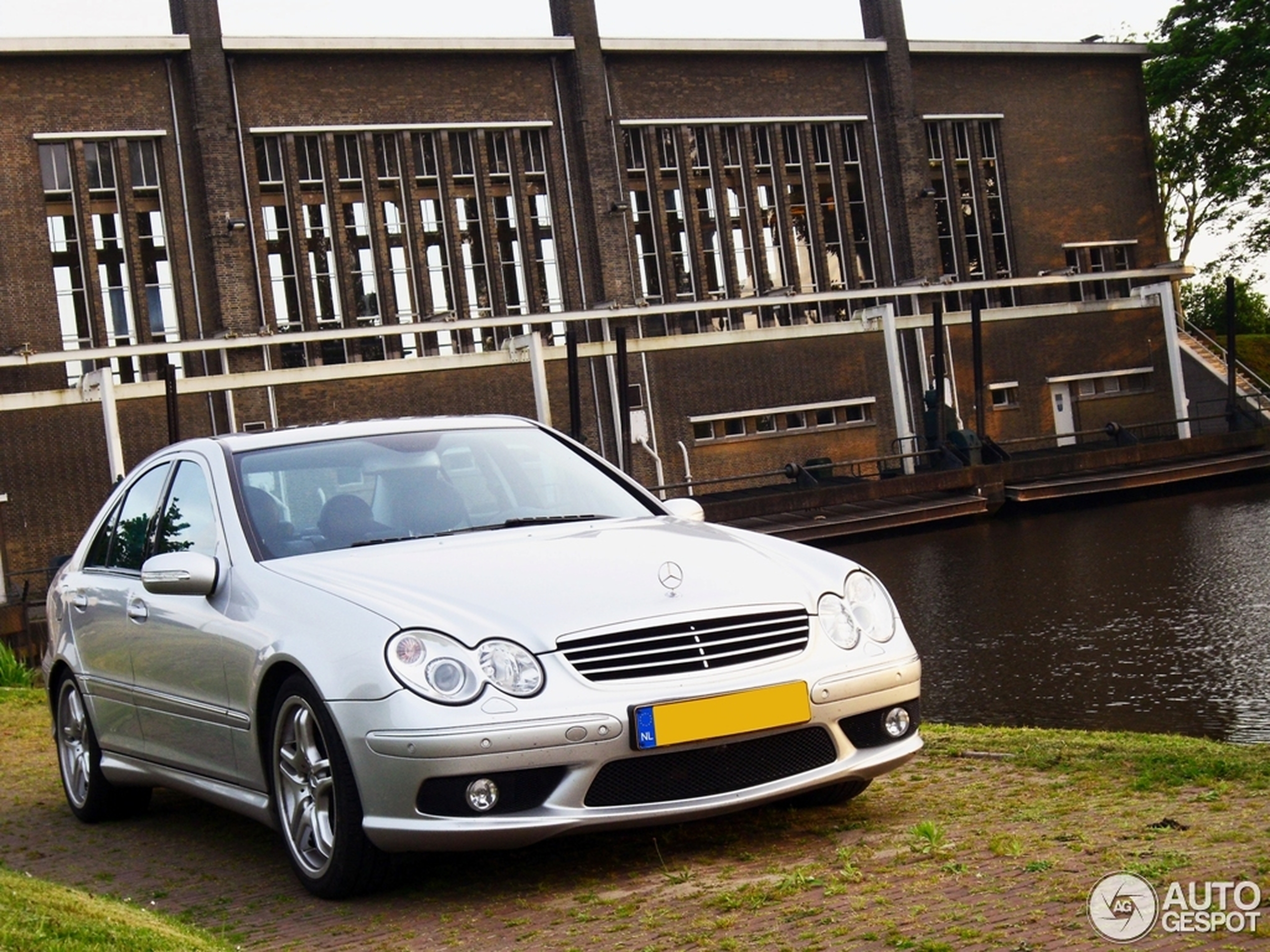 Mercedes-Benz C 55 AMG