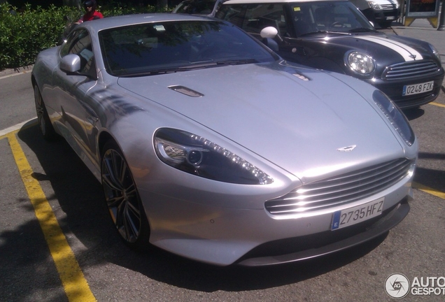 Aston Martin Virage 2011