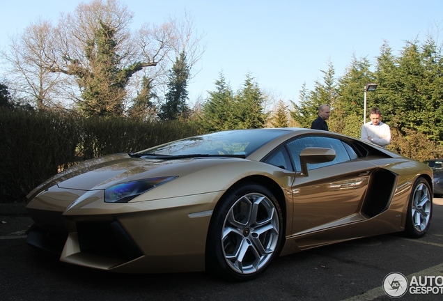 Lamborghini Aventador LP700-4