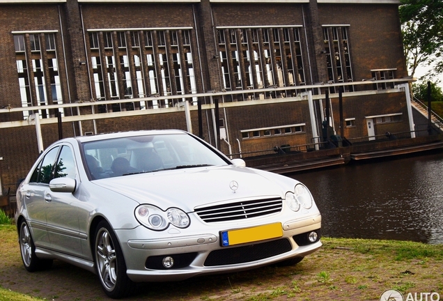 Mercedes-Benz C 55 AMG