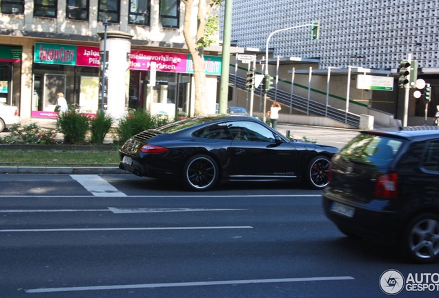 Porsche 997 Carrera GTS