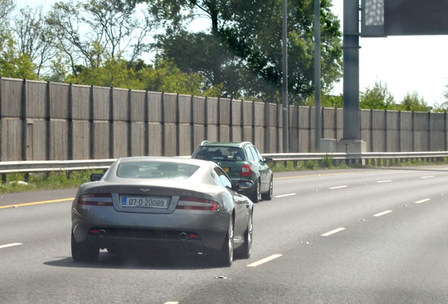 Aston Martin DB9