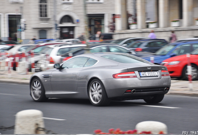 Aston Martin DB9