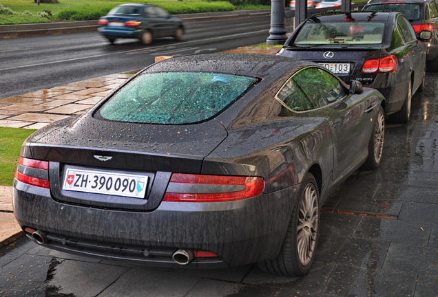 Aston Martin DB9