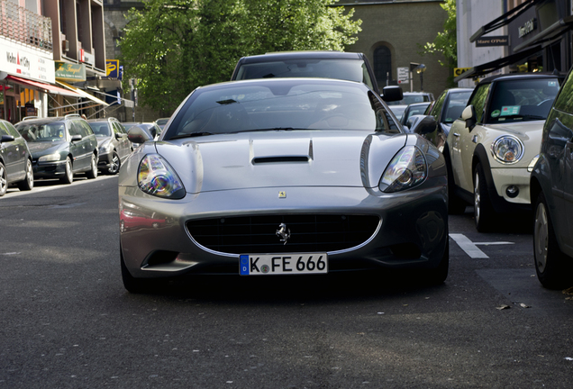 Ferrari California