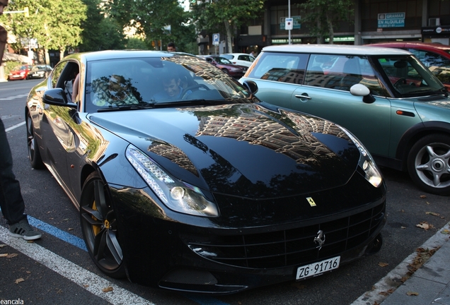 Ferrari FF