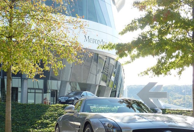 Mercedes-Benz SLS AMG