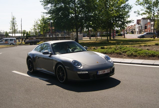 Porsche 997 Carrera 4 GTS