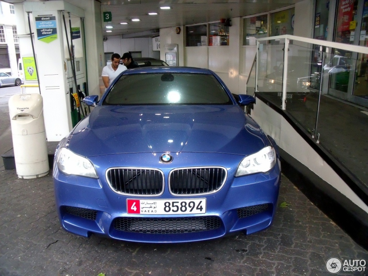 BMW M5 F10 2011