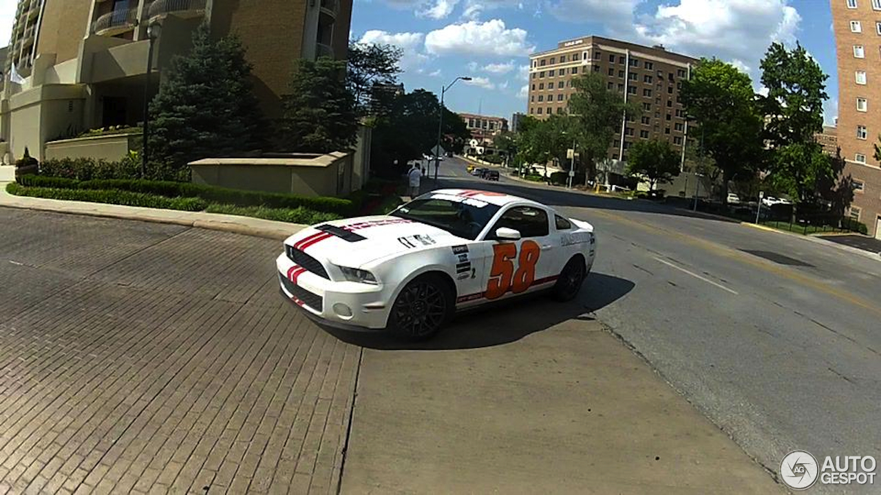 Ford Mustang Shelby GT500 2010