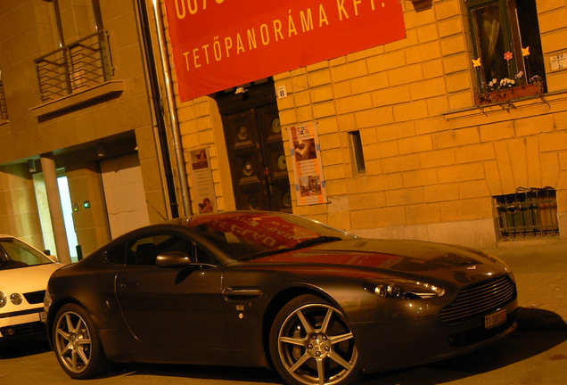 Aston Martin V8 Vantage