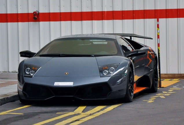 Lamborghini Murciélago LP670-4 SuperVeloce