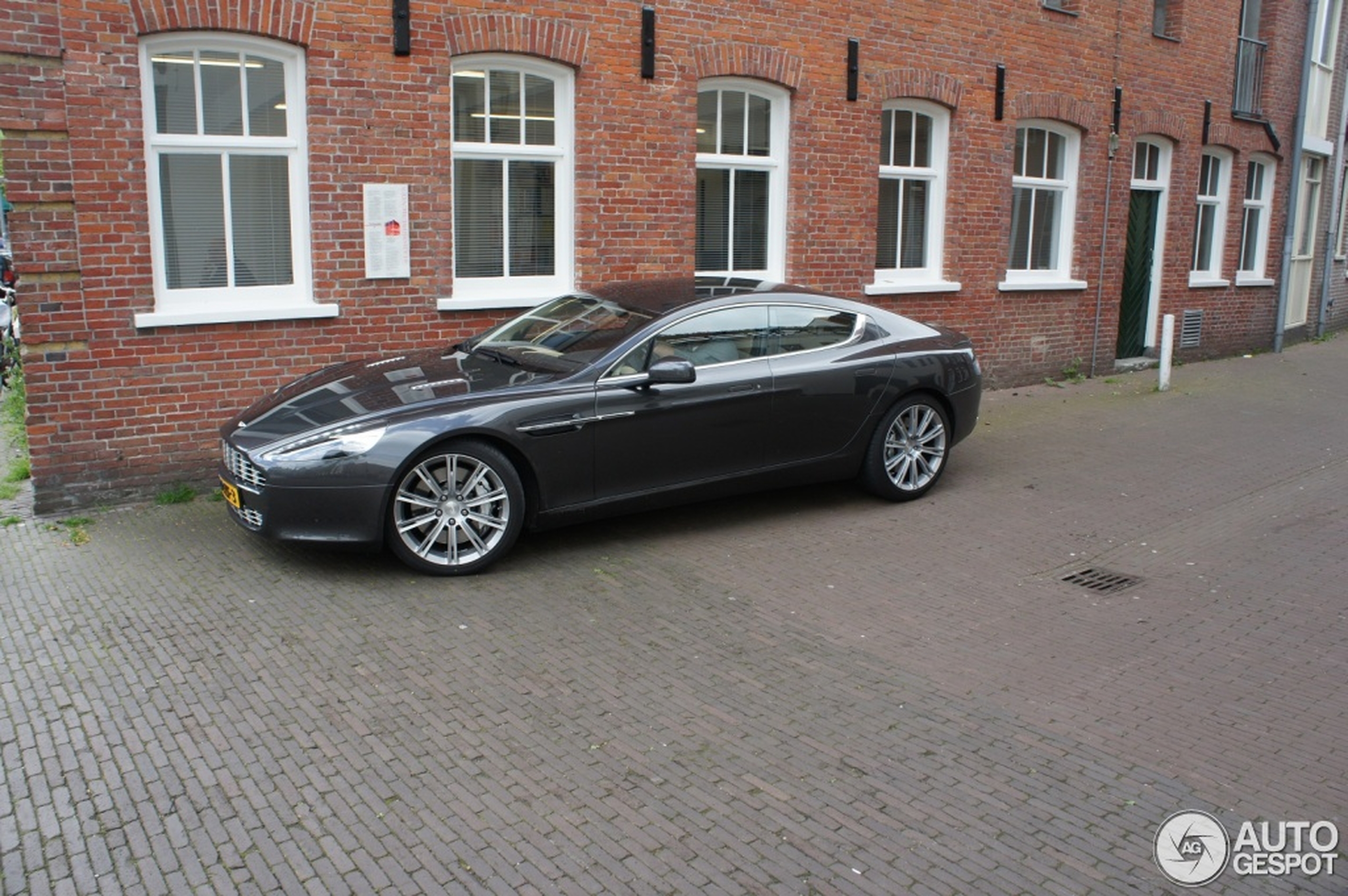 Aston Martin Rapide