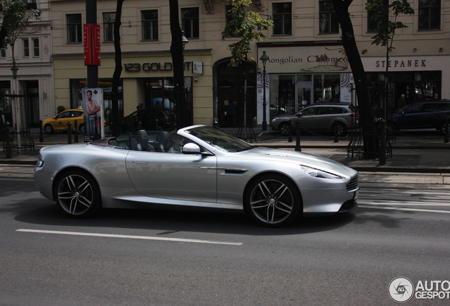 Aston Martin Virage Volante 2011