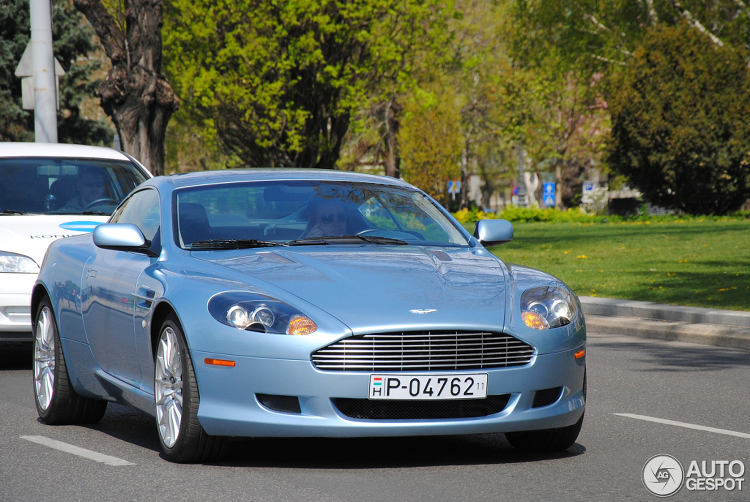 Aston Martin DB9