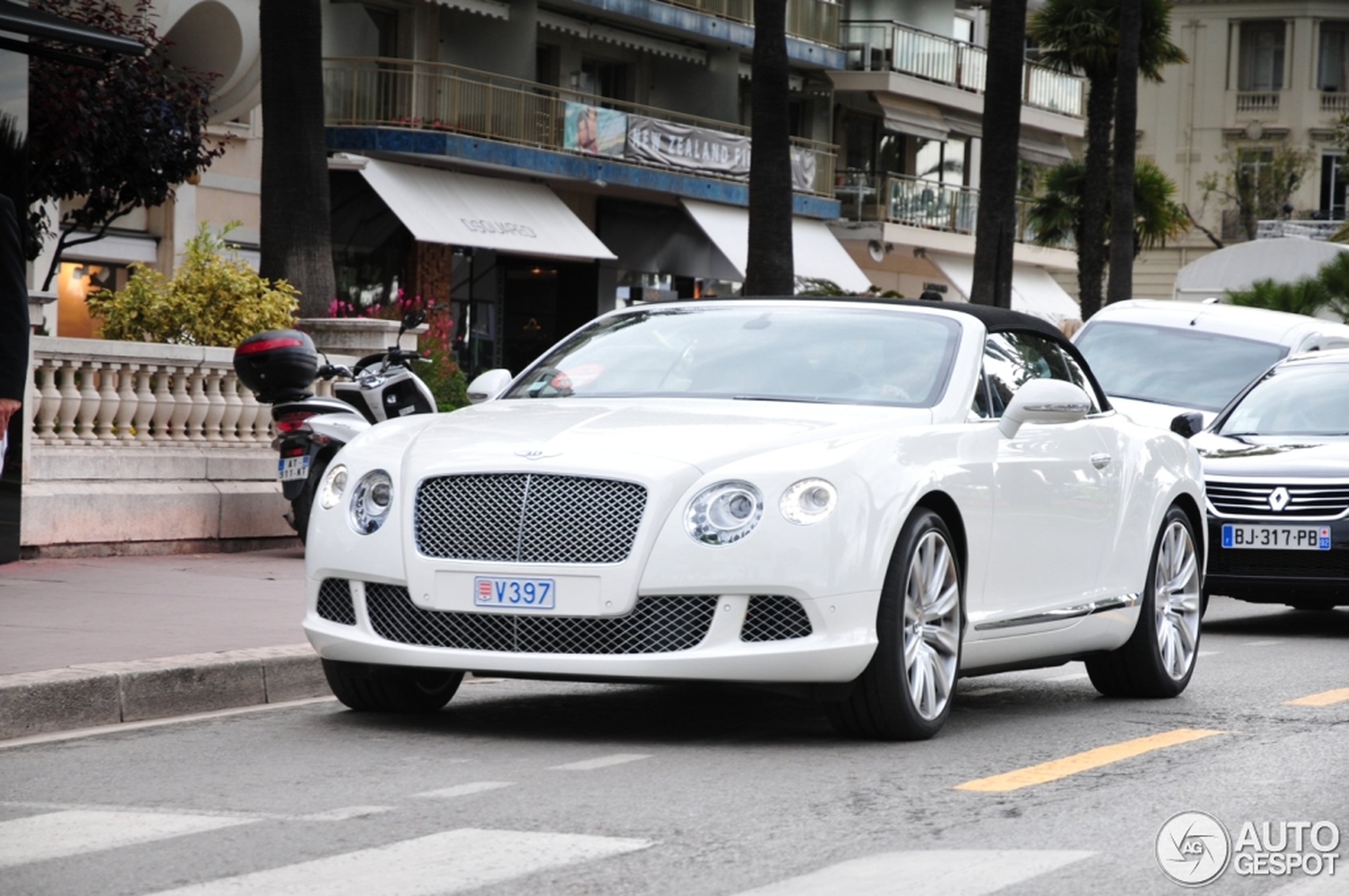 Bentley Continental GTC 2012