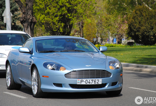 Aston Martin DB9