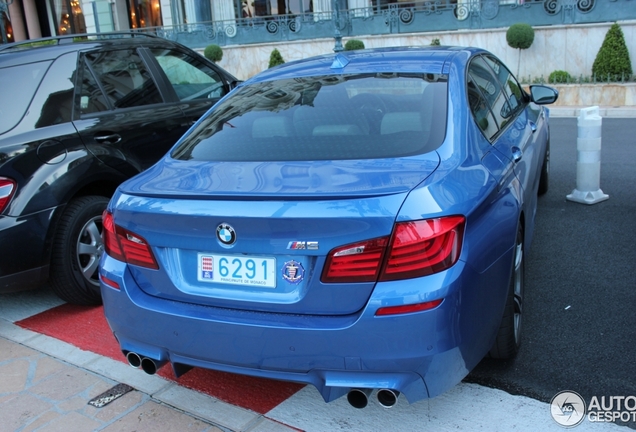 BMW M5 F10 2011