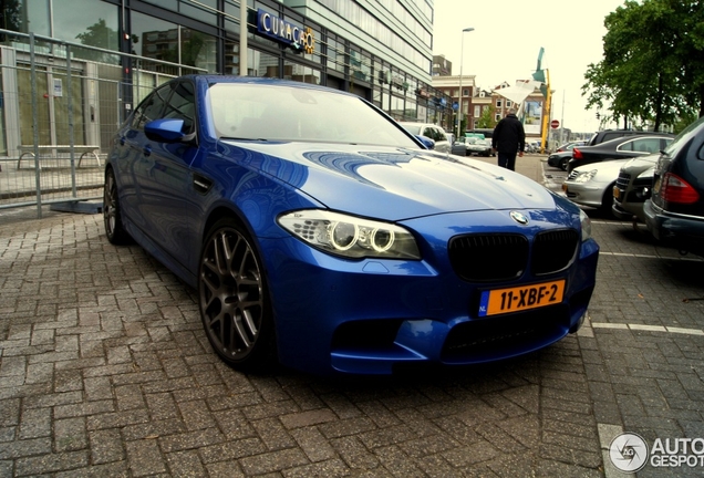 BMW M5 F10 2011