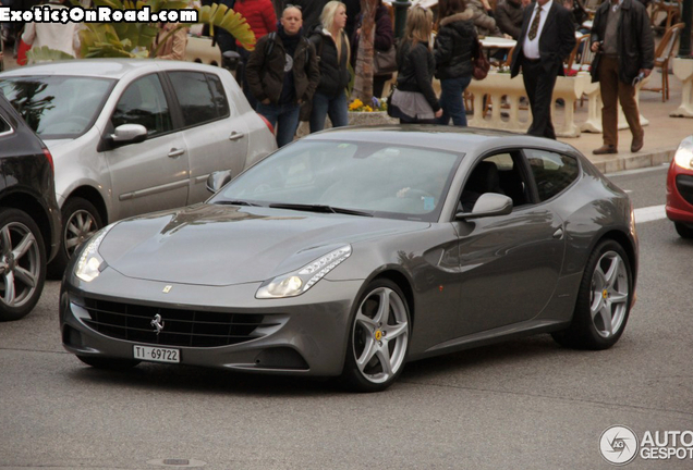 Ferrari FF