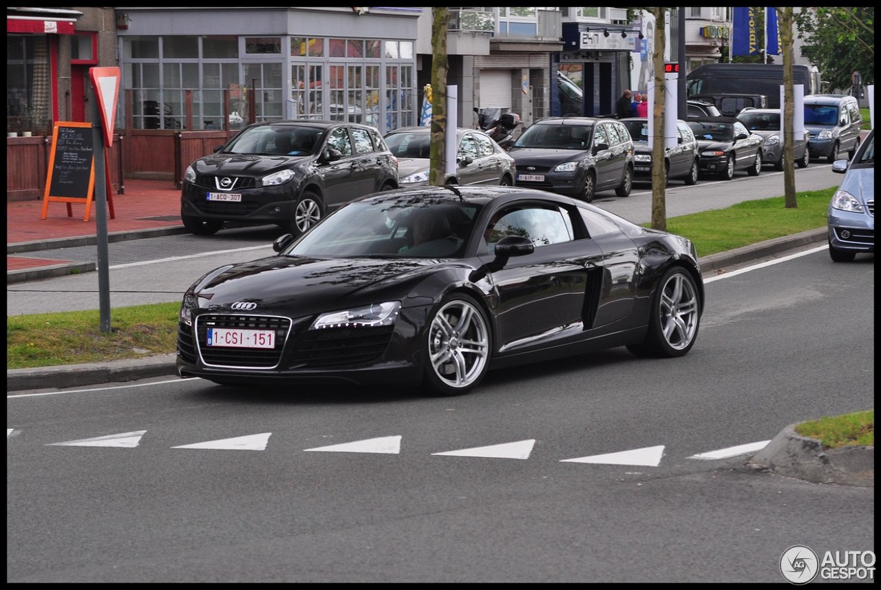 Audi R8