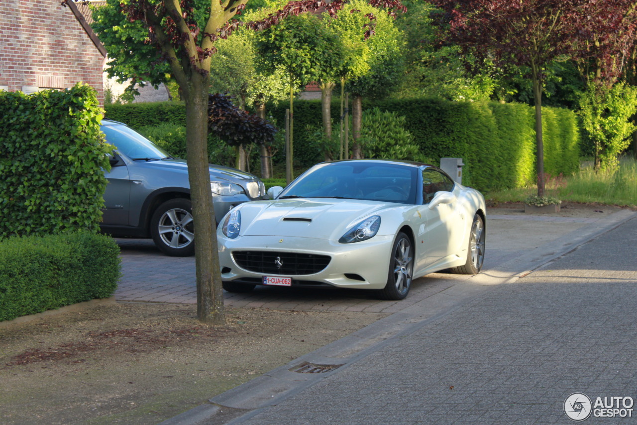 Ferrari California