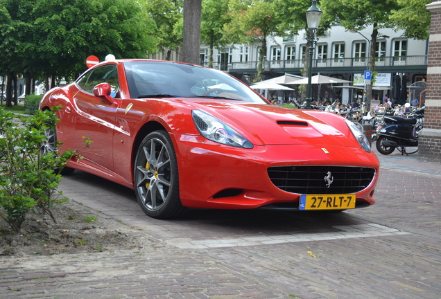 Ferrari California