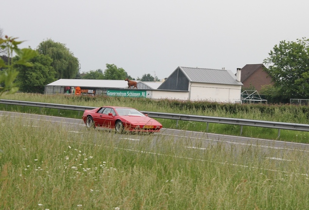 Lotus Esprit S2 2.2