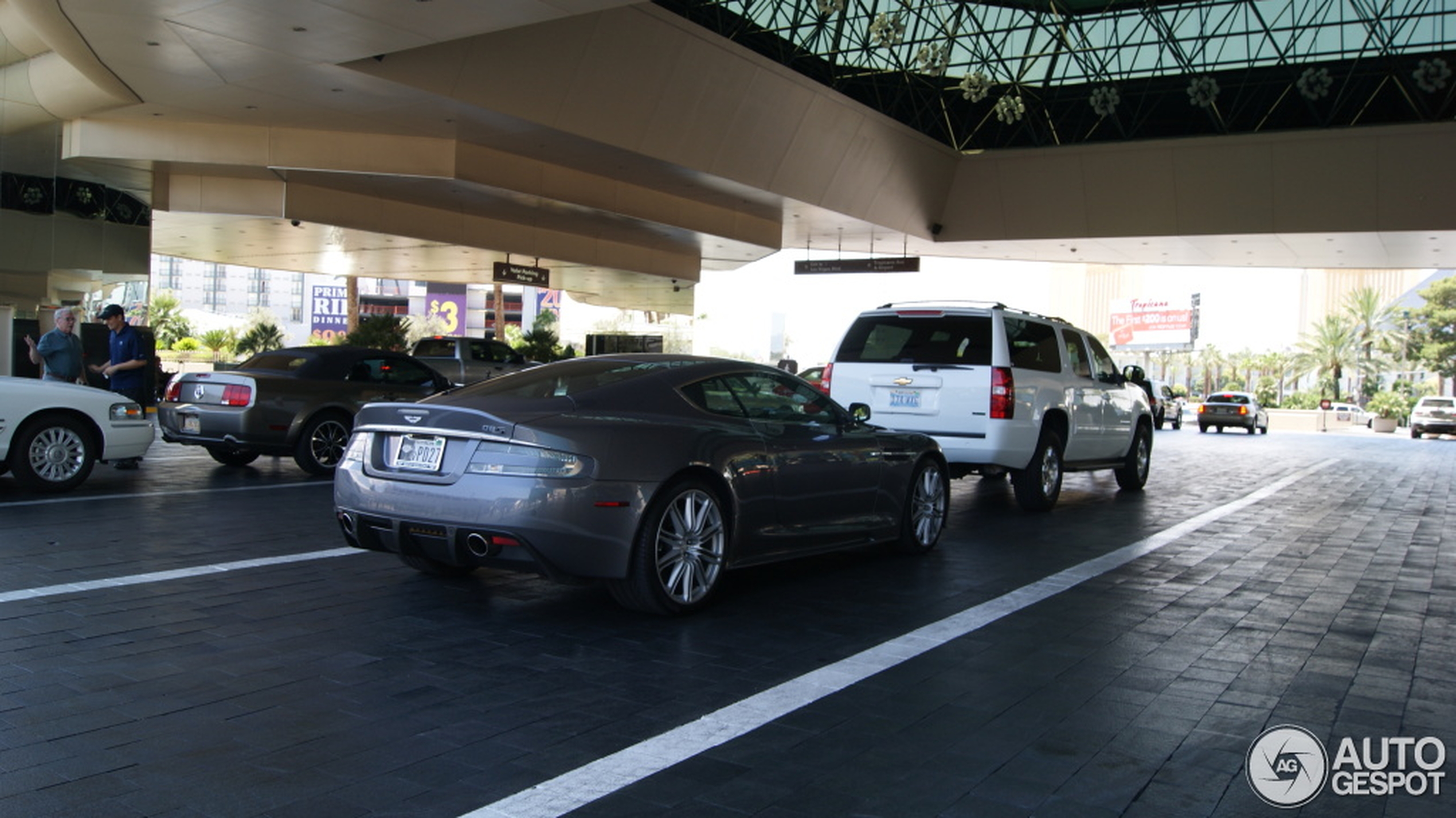 Aston Martin DBS