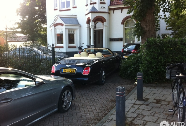 Bentley Azure 2006