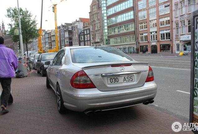 Mercedes-Benz E 63 AMG