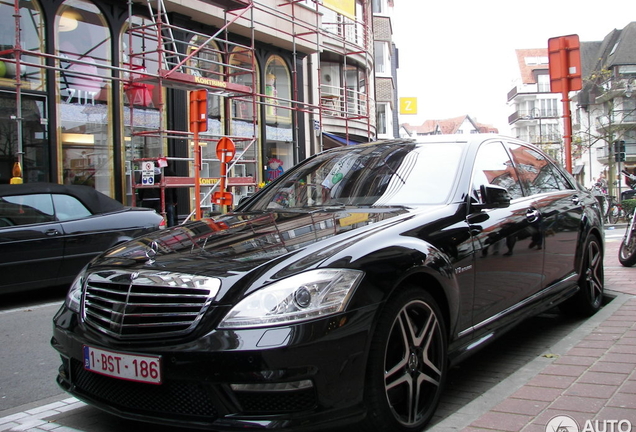 Mercedes-Benz S 63 AMG W221 2011