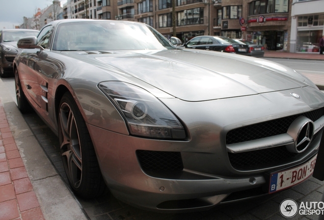 Mercedes-Benz SLS AMG