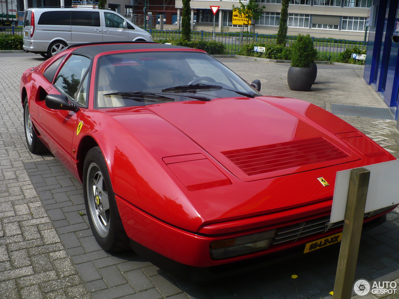 Ferrari GTS Turbo