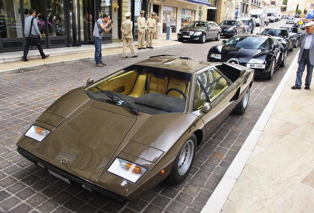 Lamborghini Countach LP400