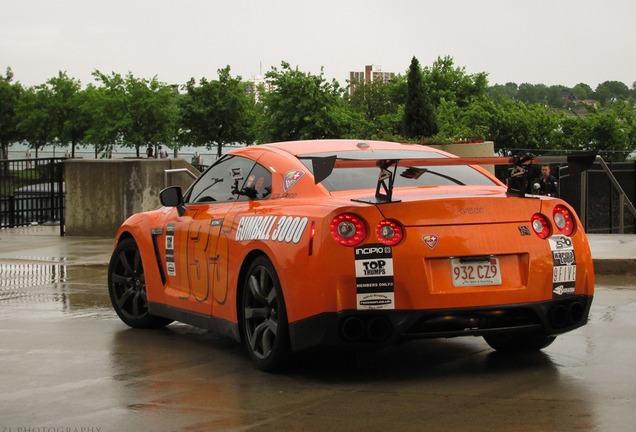 Nissan GT-R