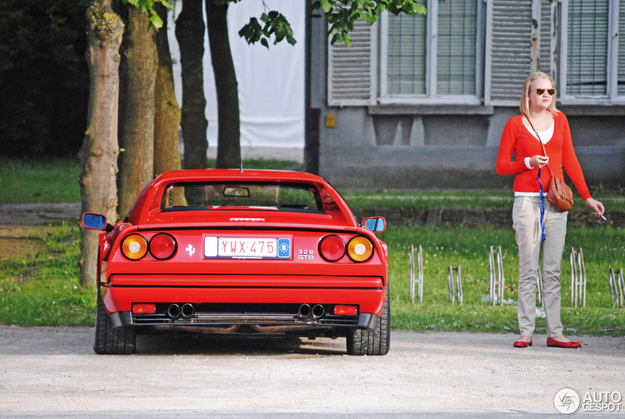 Ferrari 328 GTB