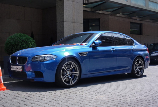 BMW M5 F10 2011