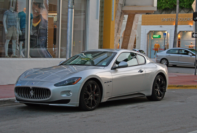 Maserati GranTurismo S Automatic