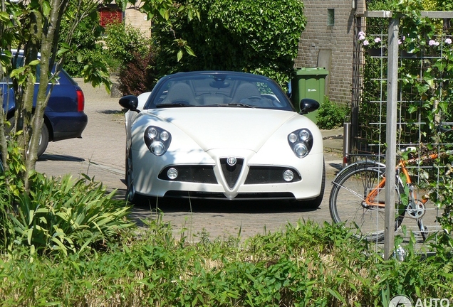 Alfa Romeo 8C Spider