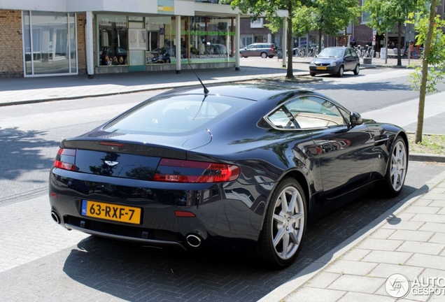 Aston Martin V8 Vantage