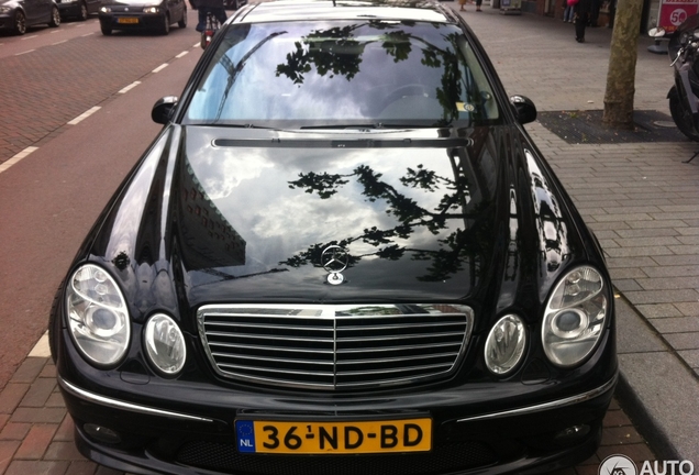 Mercedes-Benz E 55 AMG