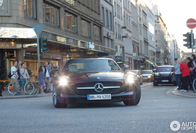 Mercedes-Benz SLS AMG